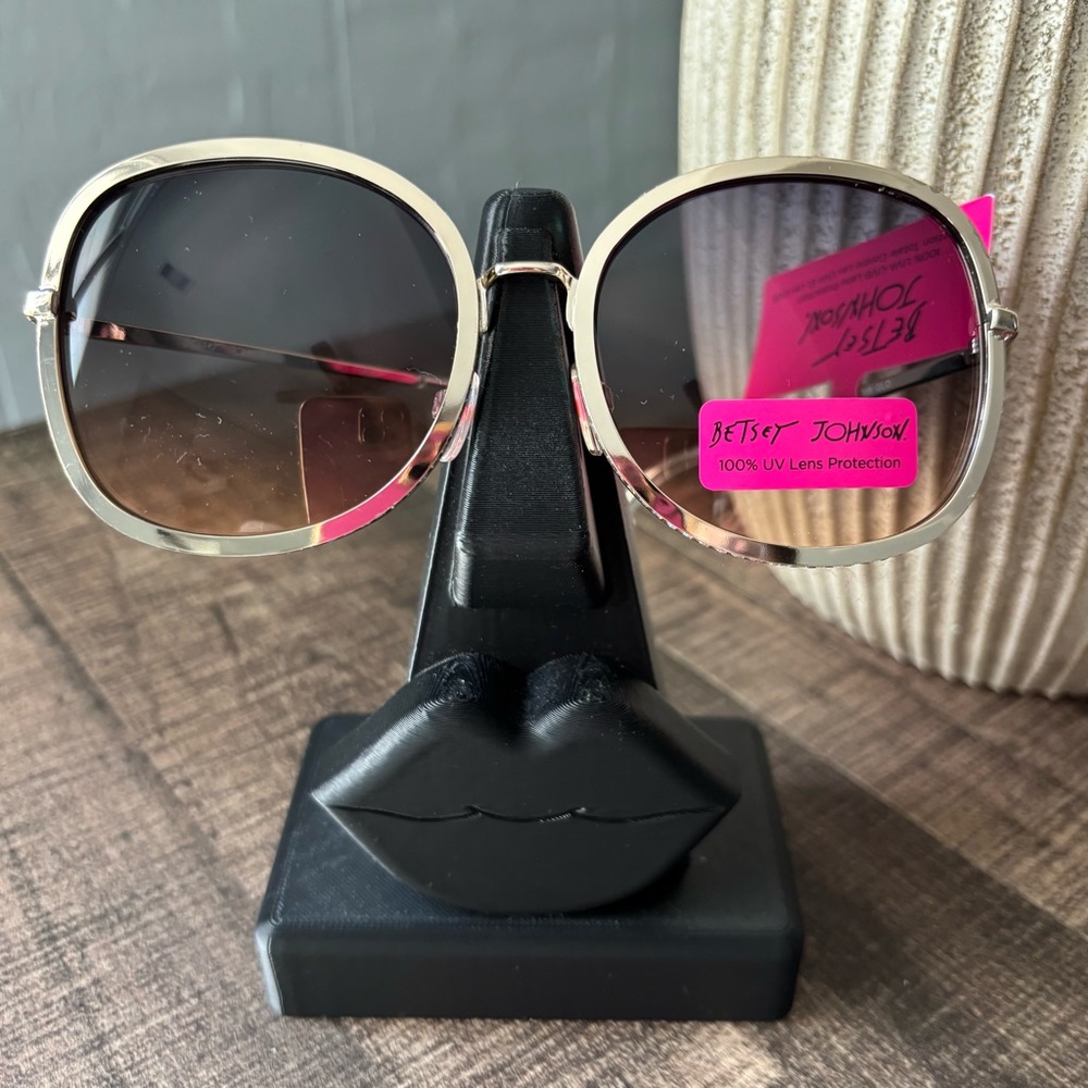 Betsey Johnson Rose Gold Frame Gradient Purple-Pink Lens Rhinestone Sunglasses - Picture 3 of 13